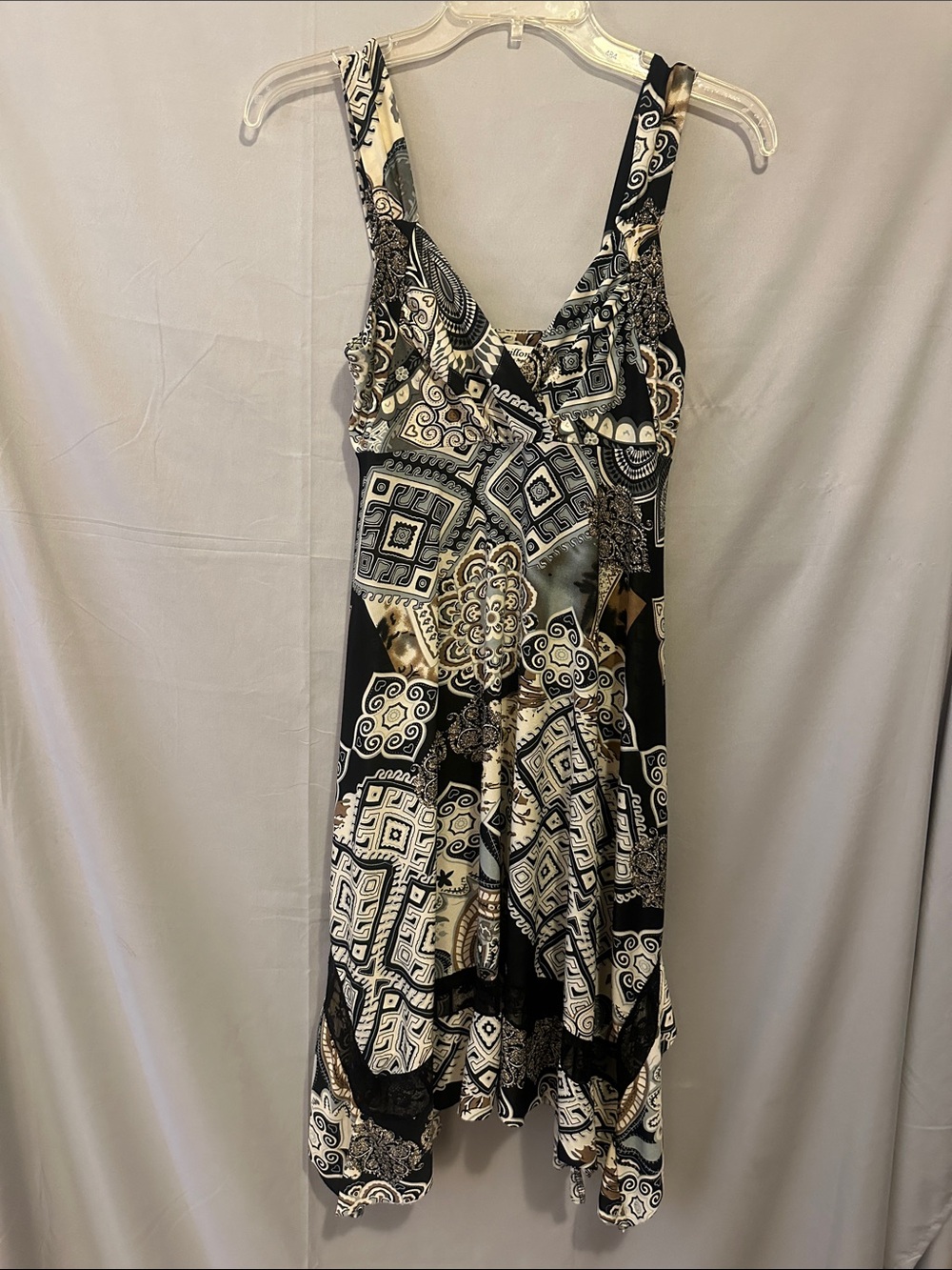 Papillon Blanc Black, White & Gold Printed Midi Dress